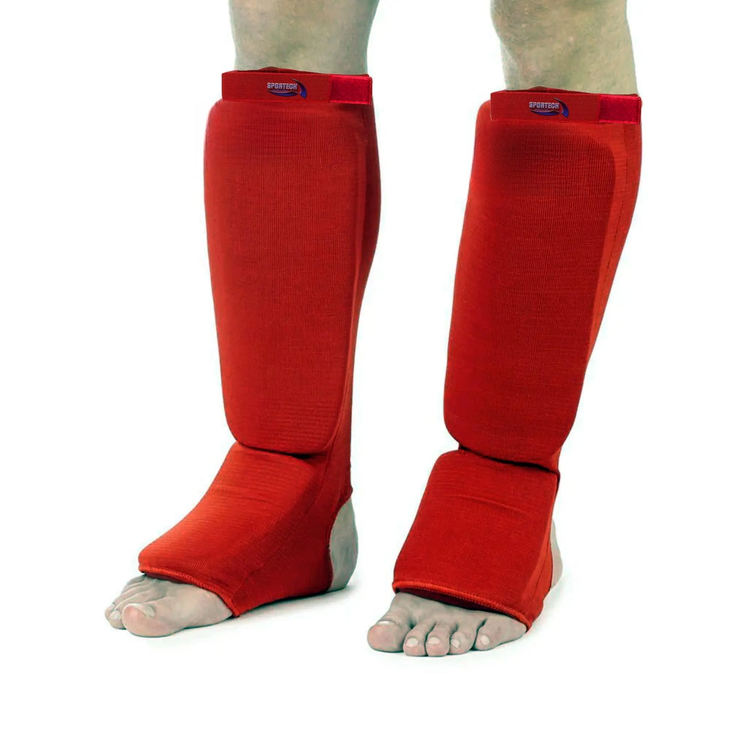 Paratibiapiede imbottito Sportech paratibia e parapiede imbottiti Arti Marziali Muay Thai Kickboxing Karate Colore Rosso indossato - Punto Fitness Potenza
