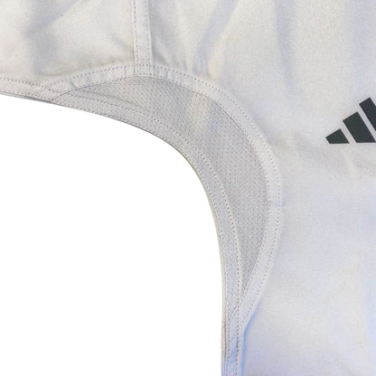 Divisa Karate Gi Adidas K150 WKF Uniforme Kumite allenamento Kimono dettaglio manica traspirante - Punto Fitness Potenza Arti Marziali
